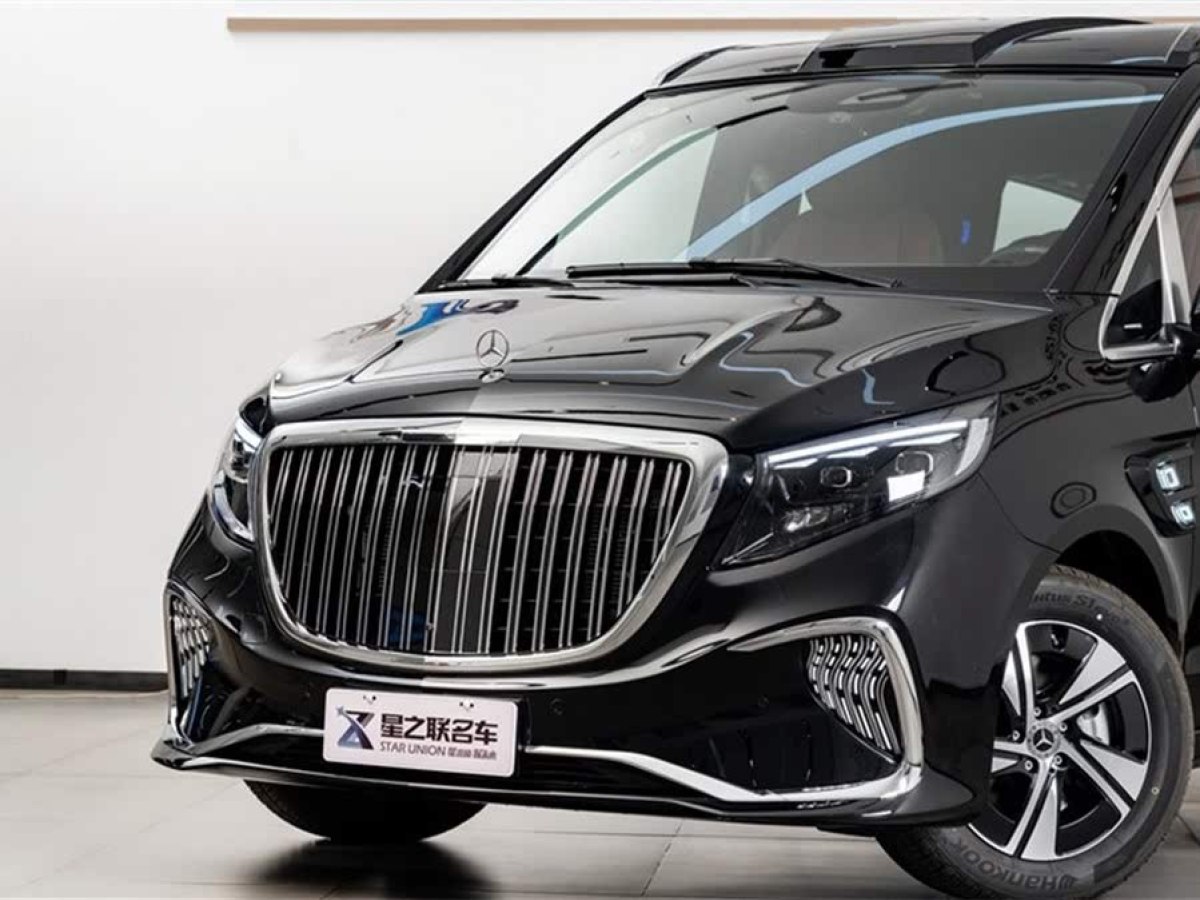 奔馳 威霆  2024款 2.0T 商務(wù)版 7座圖片