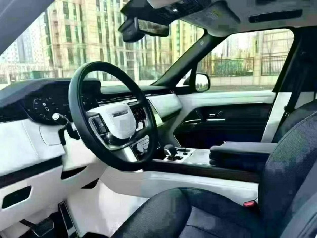 路虎 攬勝  2023款 3.0 L6 360PS 盛世版圖片