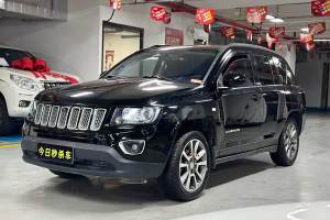 指南者 Jeep 改款 2.0L 兩驅(qū)精英版