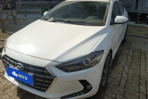 領動 現(xiàn)代 1.5L CVT智炫?精英型