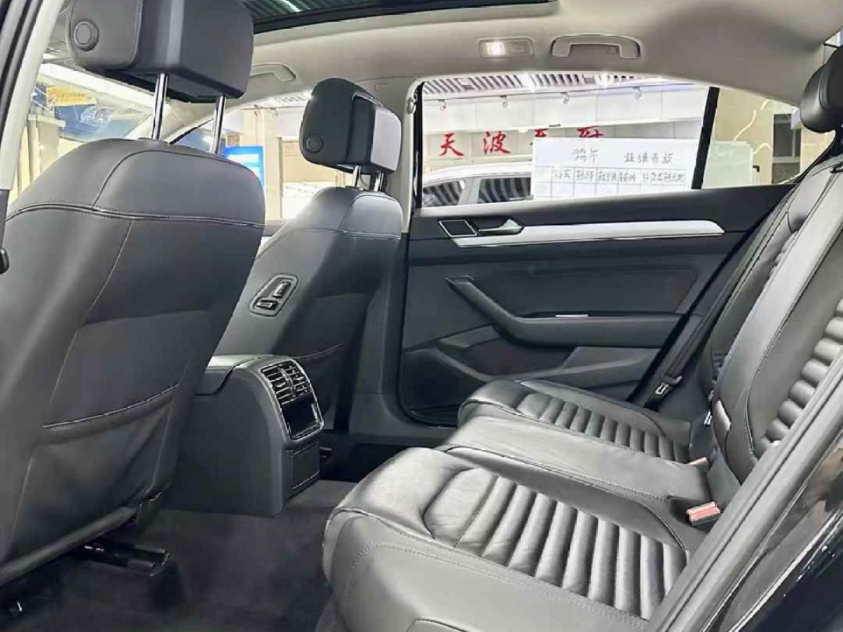 大眾 邁騰  2019款 280TSI DSG 領(lǐng)先型圖片