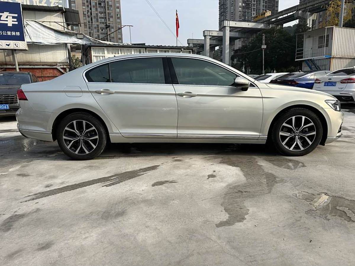 大眾 邁騰  2020款 330TSI DSG 領(lǐng)先型圖片