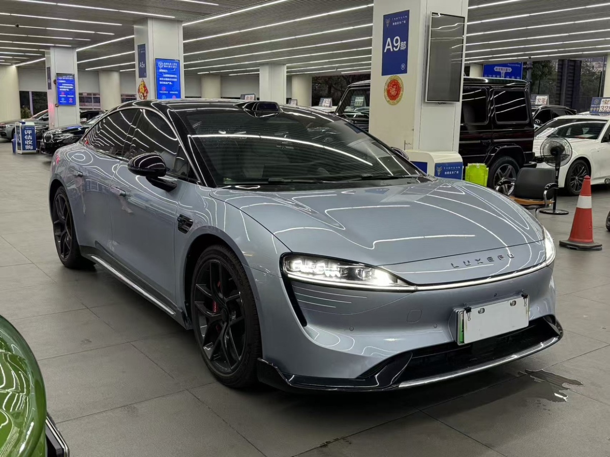 智界汽車(chē) 智界S7  2024款 Max RS 四驅(qū)性能版圖片