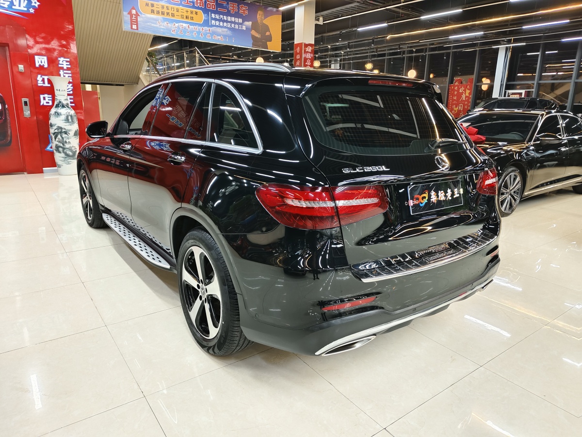 奔馳 奔馳GLC  2019款 改款 GLC 260 L 4MATIC 豪華型圖片