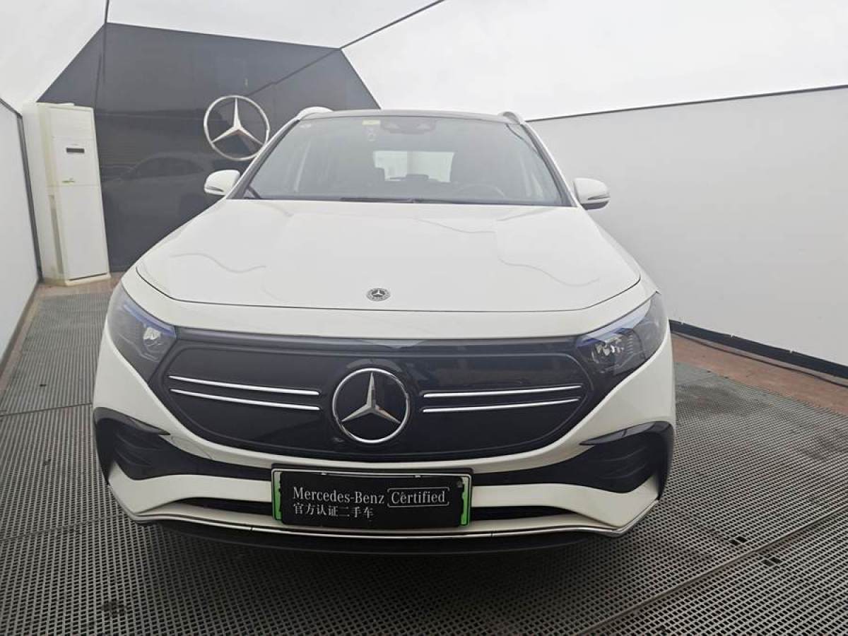 奔馳 奔馳EQA  2022款 EQA 300 4MATIC 首發(fā)特別版圖片