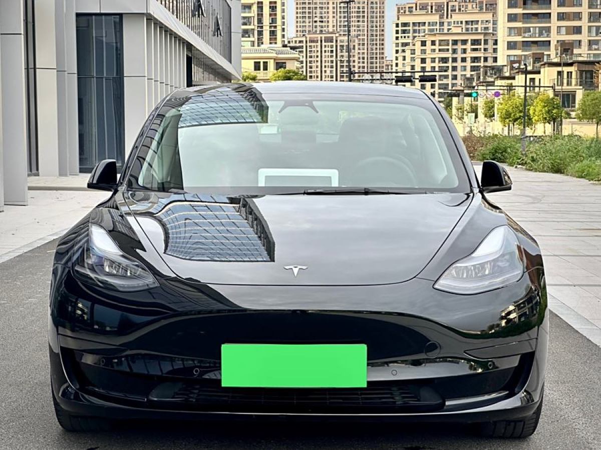 2021年11月特斯拉 Model Y  2021款 改款 標(biāo)準(zhǔn)續(xù)航后驅(qū)升級版