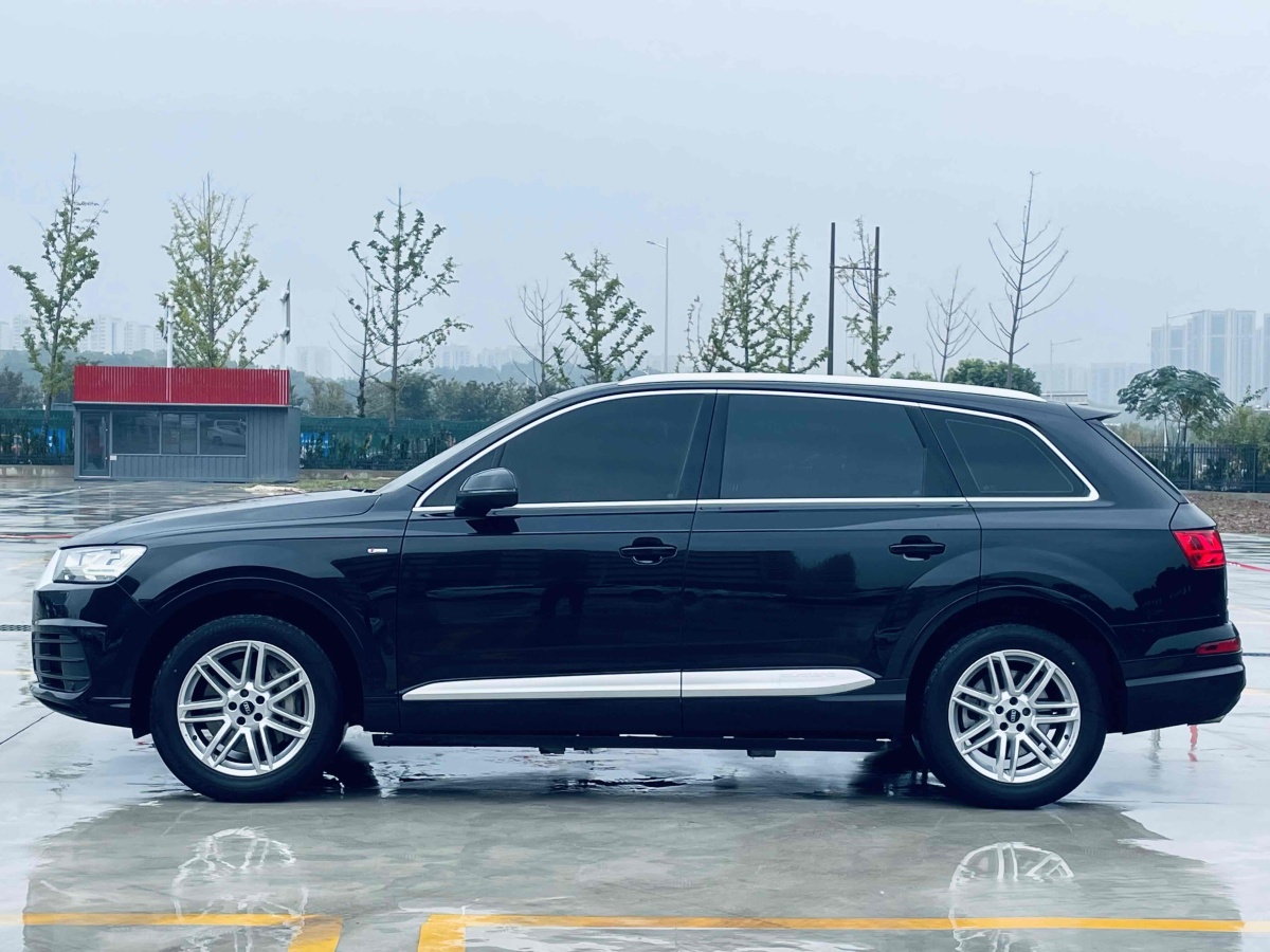 奧迪 奧迪Q7  2018款 40 TFSI S line運動型圖片