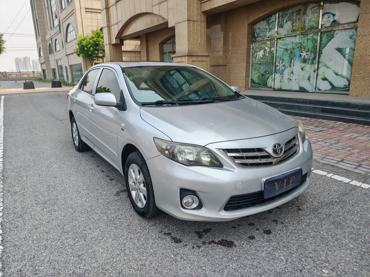 豐田 卡羅拉  2013款 特裝版 1.6L 手動炫酷型GL圖片