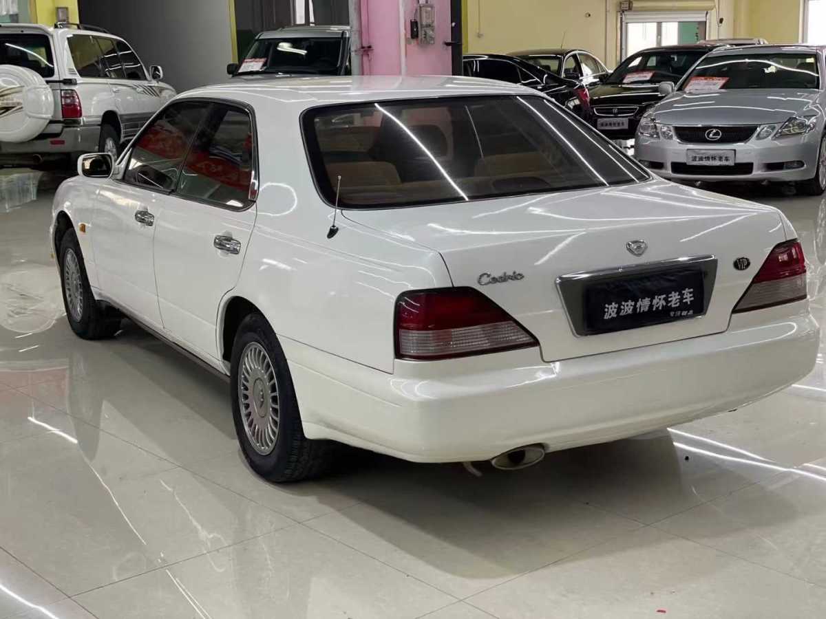 日產(chǎn) 公爵王  1999款 300 3.0 V6 VIP圖片