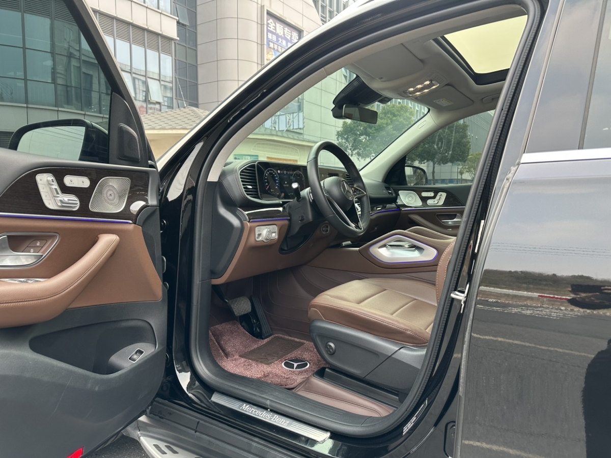 奔馳 奔馳GLE  2025款 GLE 350 4MATIC 時(shí)尚型圖片