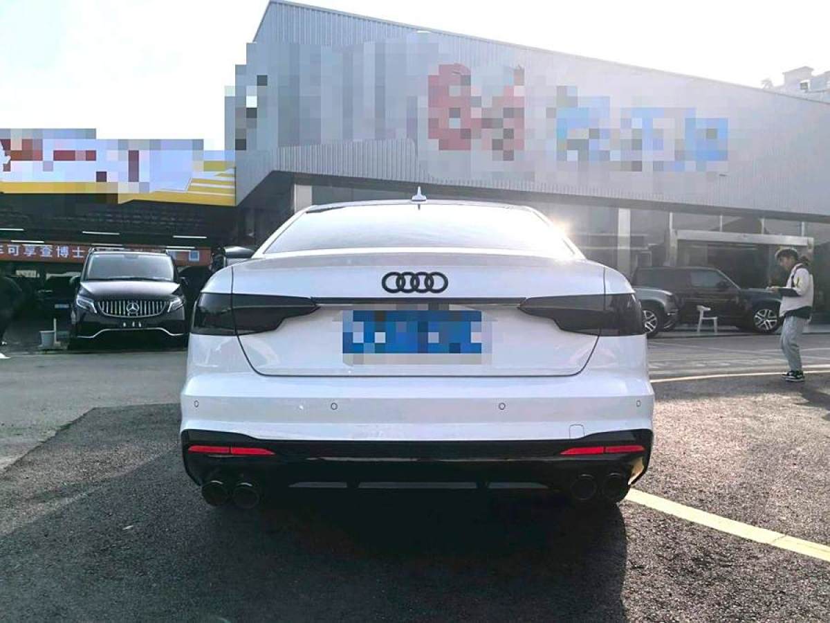 奧迪 奧迪A4L  2020款 40 TFSI 時(shí)尚動(dòng)感型圖片