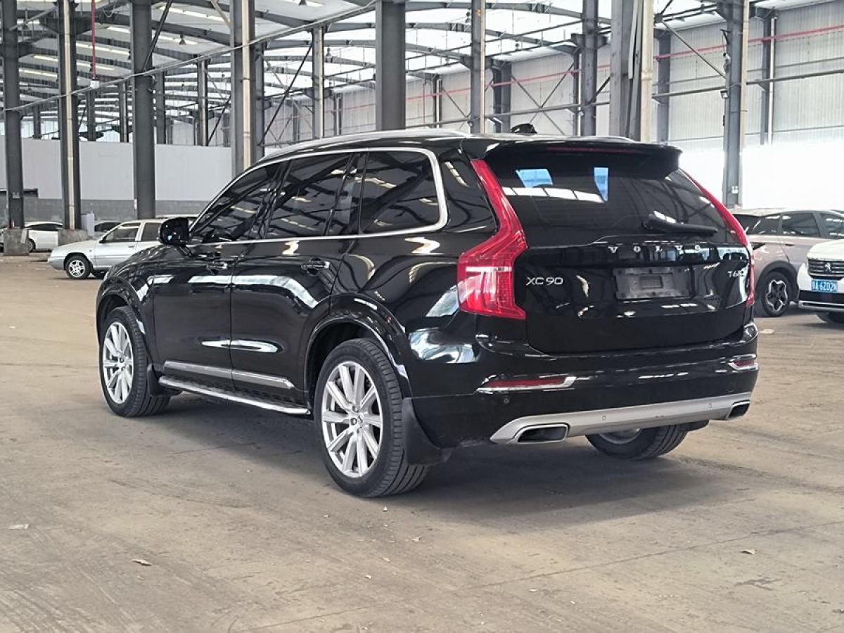 沃爾沃 XC90  2019款  T6 智逸版 7座 國(guó)VI圖片