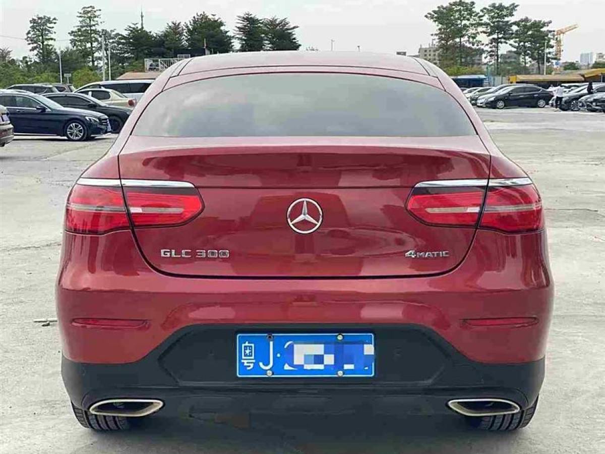 奔馳 奔馳GLC  2023款 GLC 300 4MATIC 轎跑SUV圖片