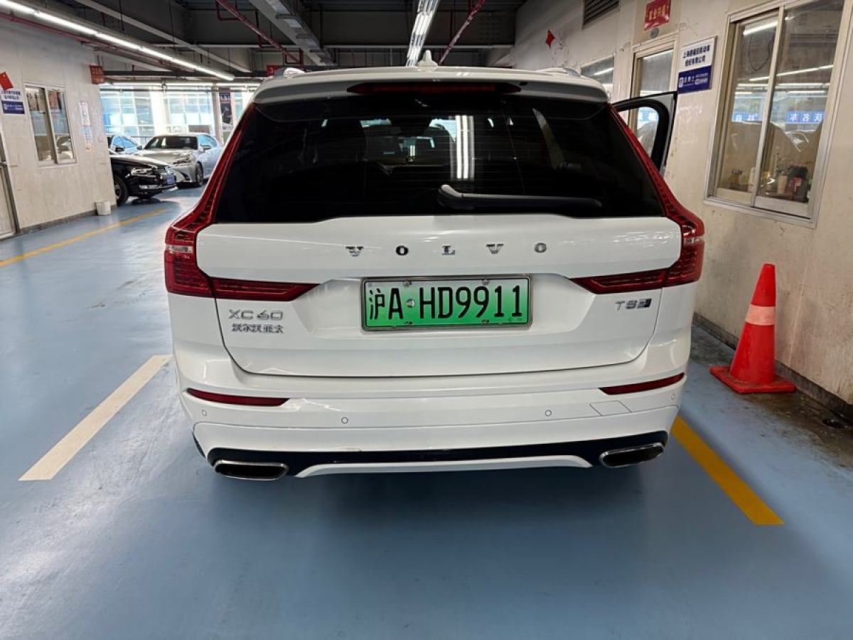 沃爾沃 XC60新能源  2019款  T8 E驅(qū)混動 智雅運動版 國VI圖片