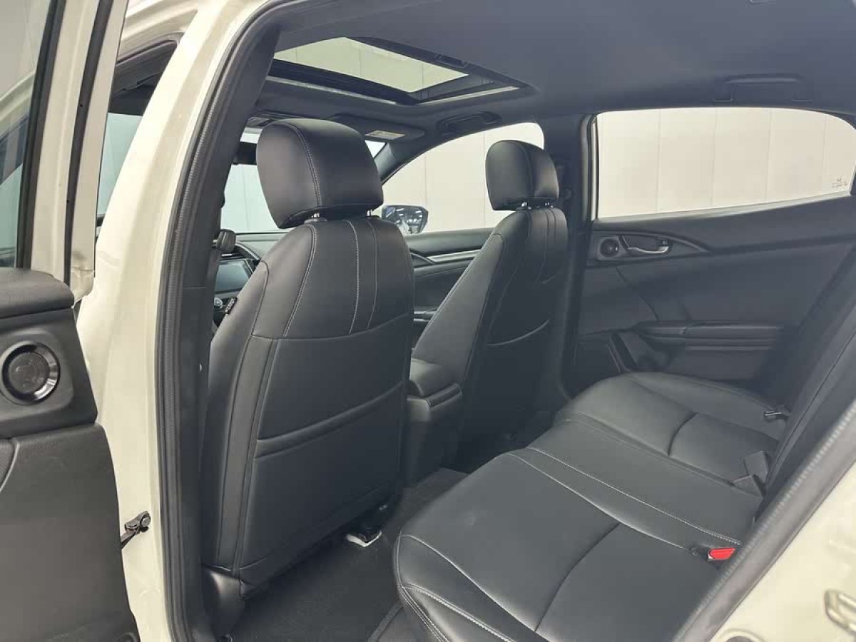 本田 思域  2021款 HATCHBACK 220TURBO CVT新銳控圖片