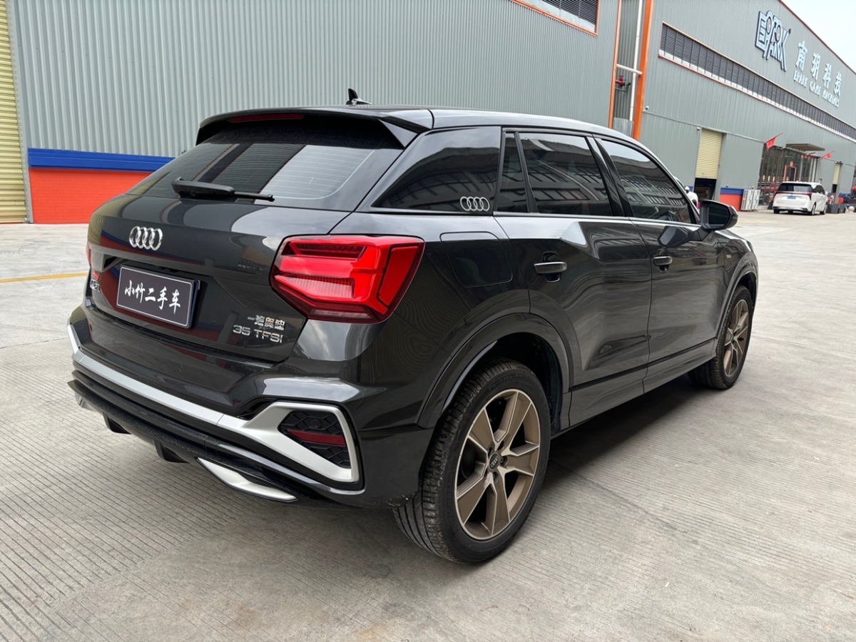 奥迪 奥迪Q2L  2022款 35 TFSI 进取致雅型图片