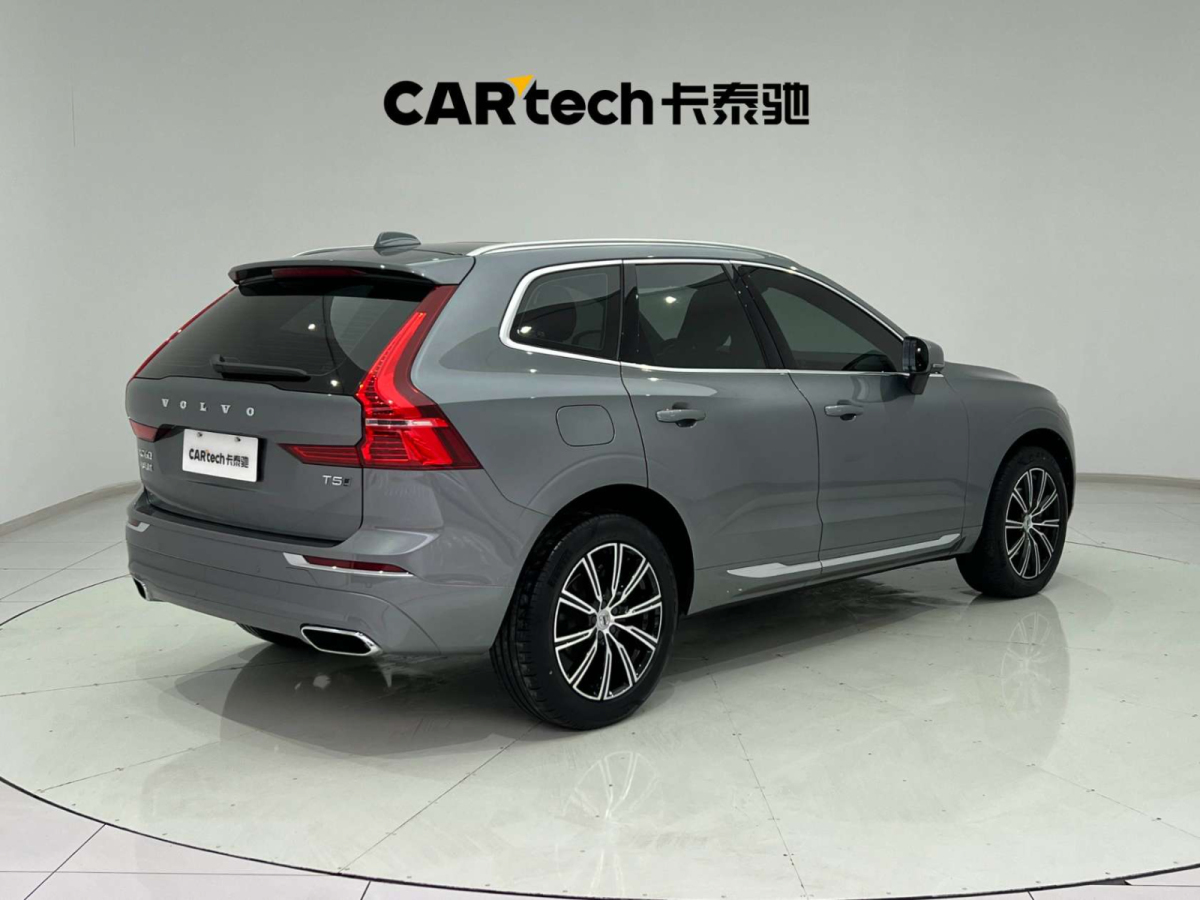 沃爾沃 XC60  2021款 T5 四驅(qū)智遠(yuǎn)豪華版圖片