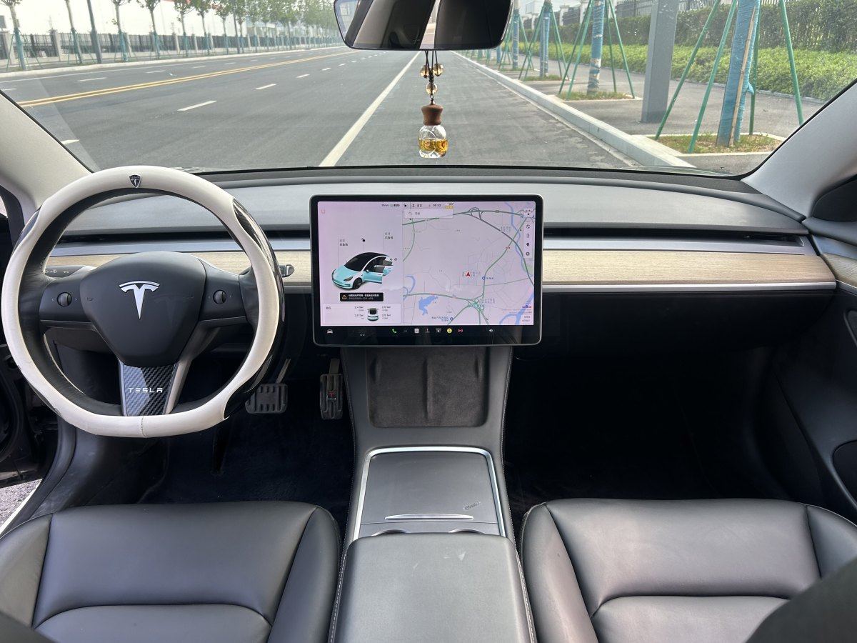 2021年3月特斯拉 Model 3  2019款 標準續(xù)航后驅升級版