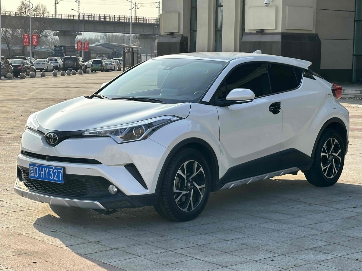 豐田 C-HR  2018款 2.0L 酷越領(lǐng)先版 國(guó)V圖片