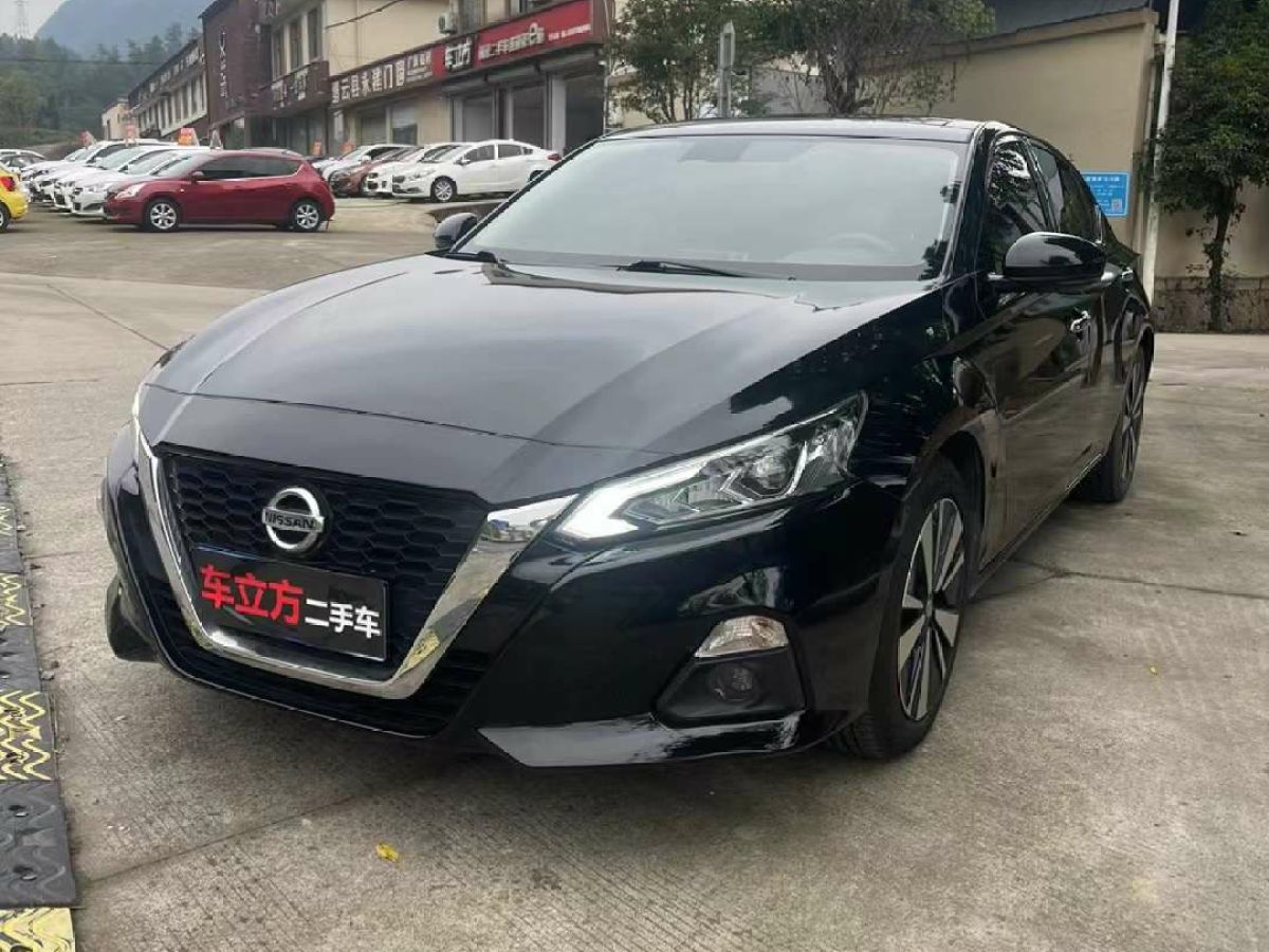 日產(chǎn) 天籟  2022款 2.0L XE 純享版圖片