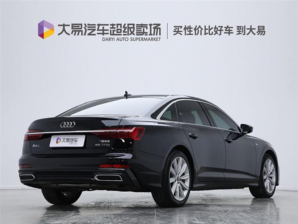 奧迪 奧迪A6L  2022款 45 TFSI 臻選動感型圖片