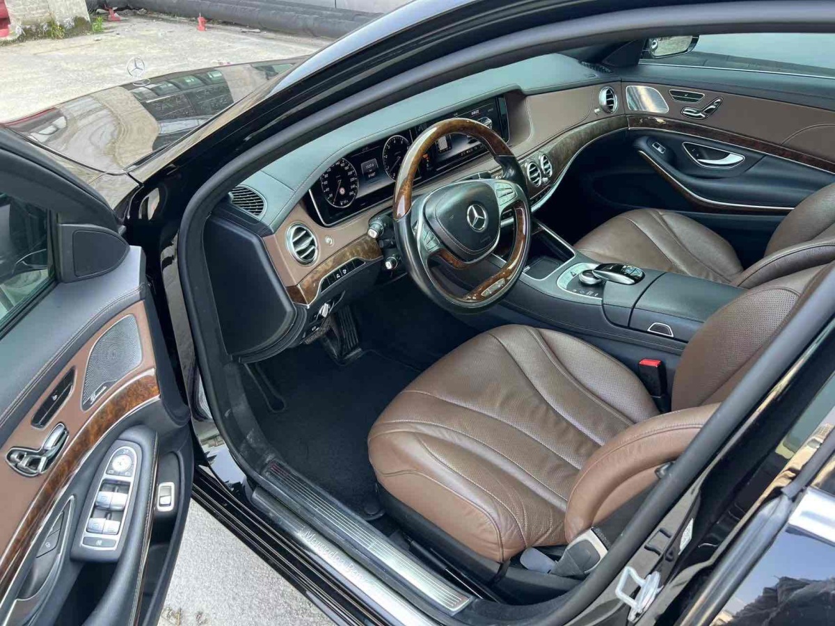 2015年3月奔驰 奔驰S级  2023款 改款 S 400 L 商务型