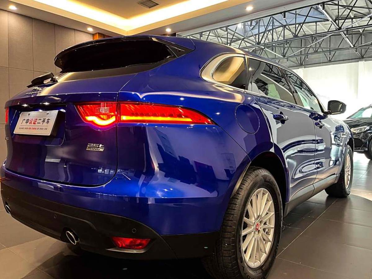 捷豹 F-PACE  2019款 2.0T 四驅(qū)都市尊享版圖片