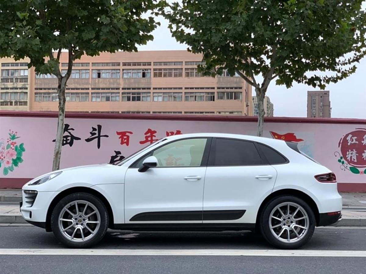 保時(shí)捷 Macan  2014款 Macan 2.0T圖片