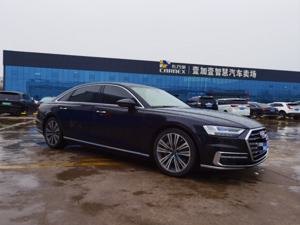 奥迪 奥迪A8  2021款 A8L 55 TFSI quattro 尊贵型