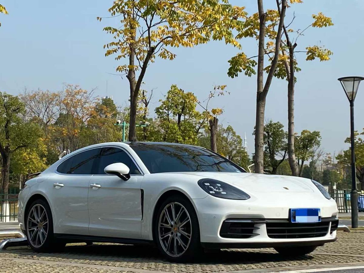 保時(shí)捷 911  2021款 Turbo S 3.8T 保時(shí)捷中國(guó)20周年紀(jì)念版圖片