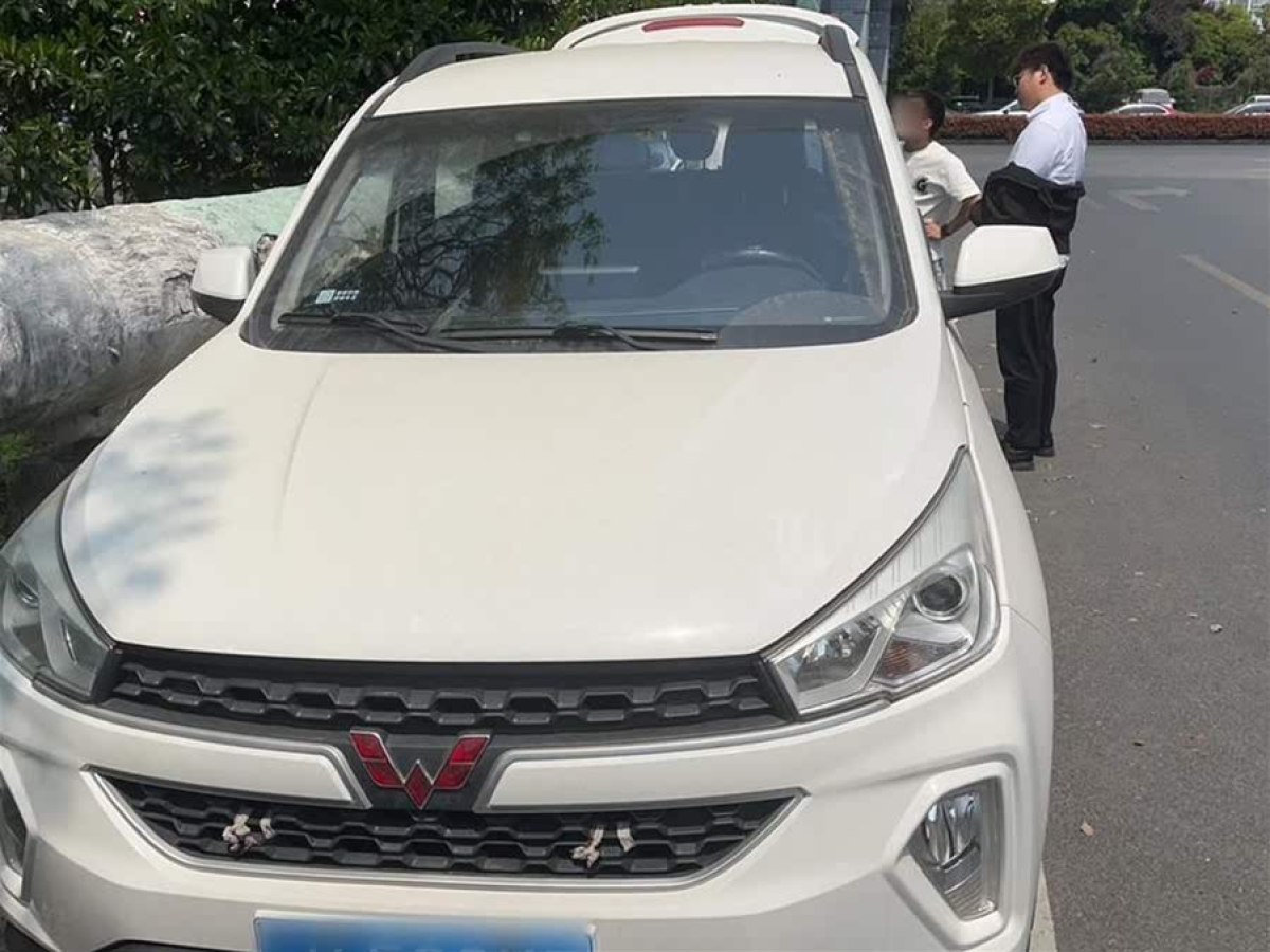 五菱 五菱宏光S3  2018款 1.5L 手動(dòng)舒適型圖片