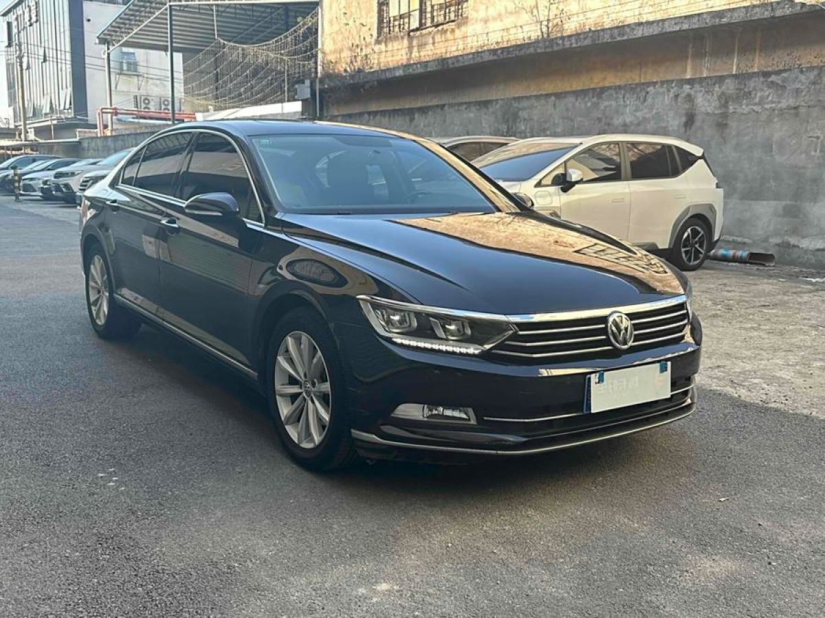 大眾 邁騰  2019款  330TSI DSG 領(lǐng)先型 國(guó)VI圖片