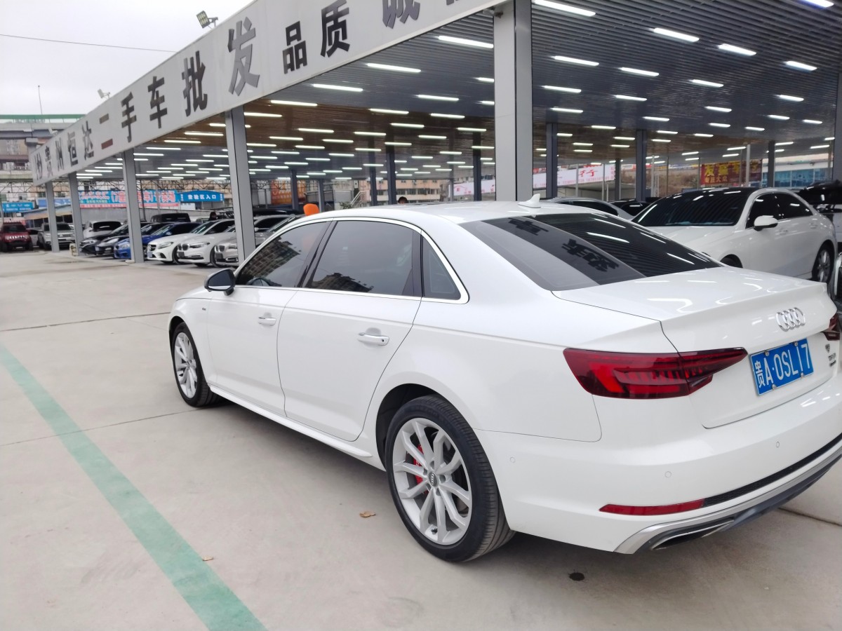 奧迪 奧迪A4L  2018款 30周年年型 40 TFSI 運(yùn)動型圖片