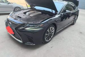 UX 雷克薩斯 200 F SPORT版