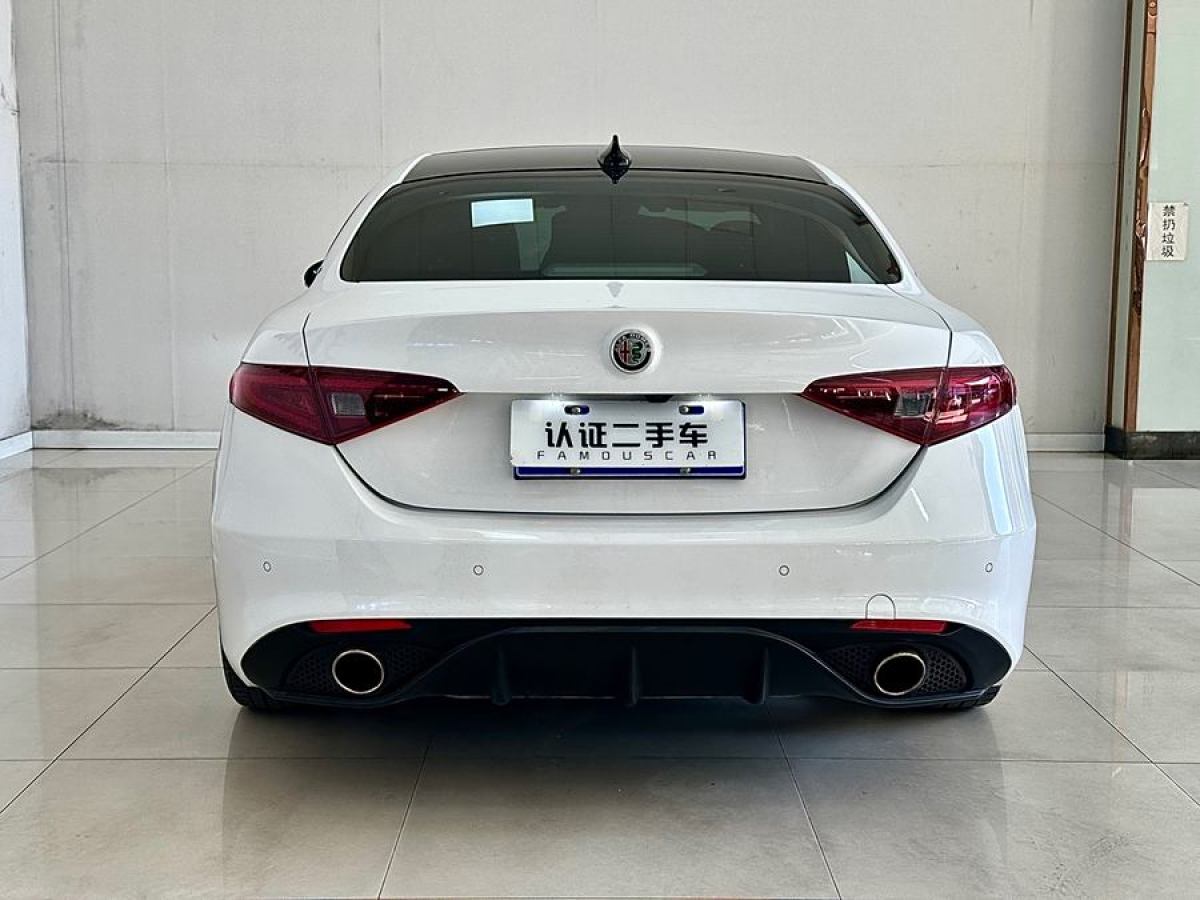 阿爾法·羅密歐 Giulia  2020款 2.0T 280HP 豪華版圖片