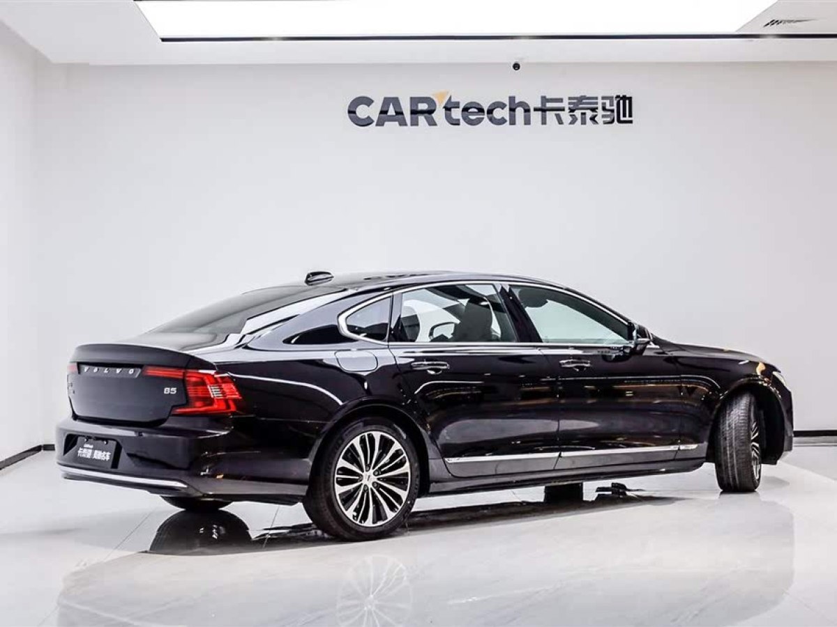 沃爾沃 S90  2024款 B5 智逸豪華版圖片