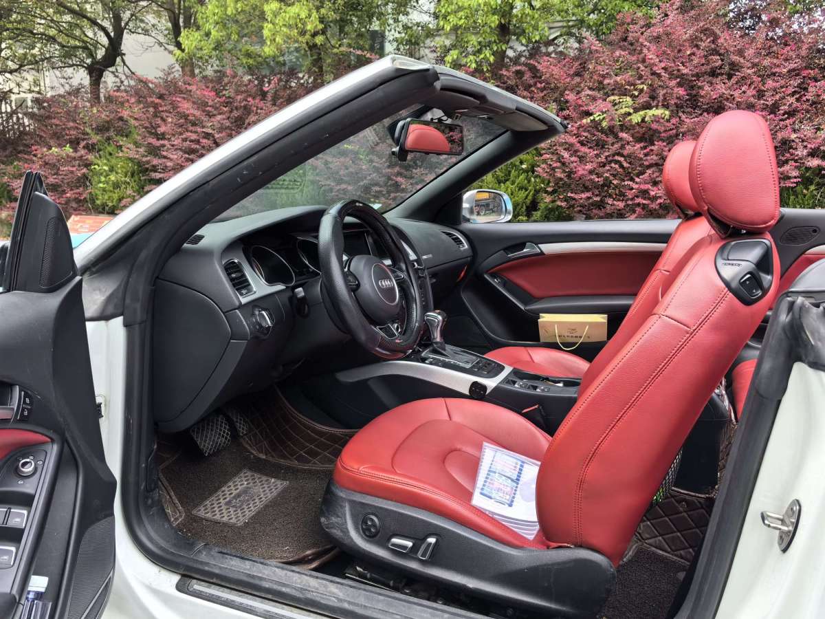 2016年06月奥迪 奥迪A5  2016款 改款 Cabriolet 45 TFSI 进取型