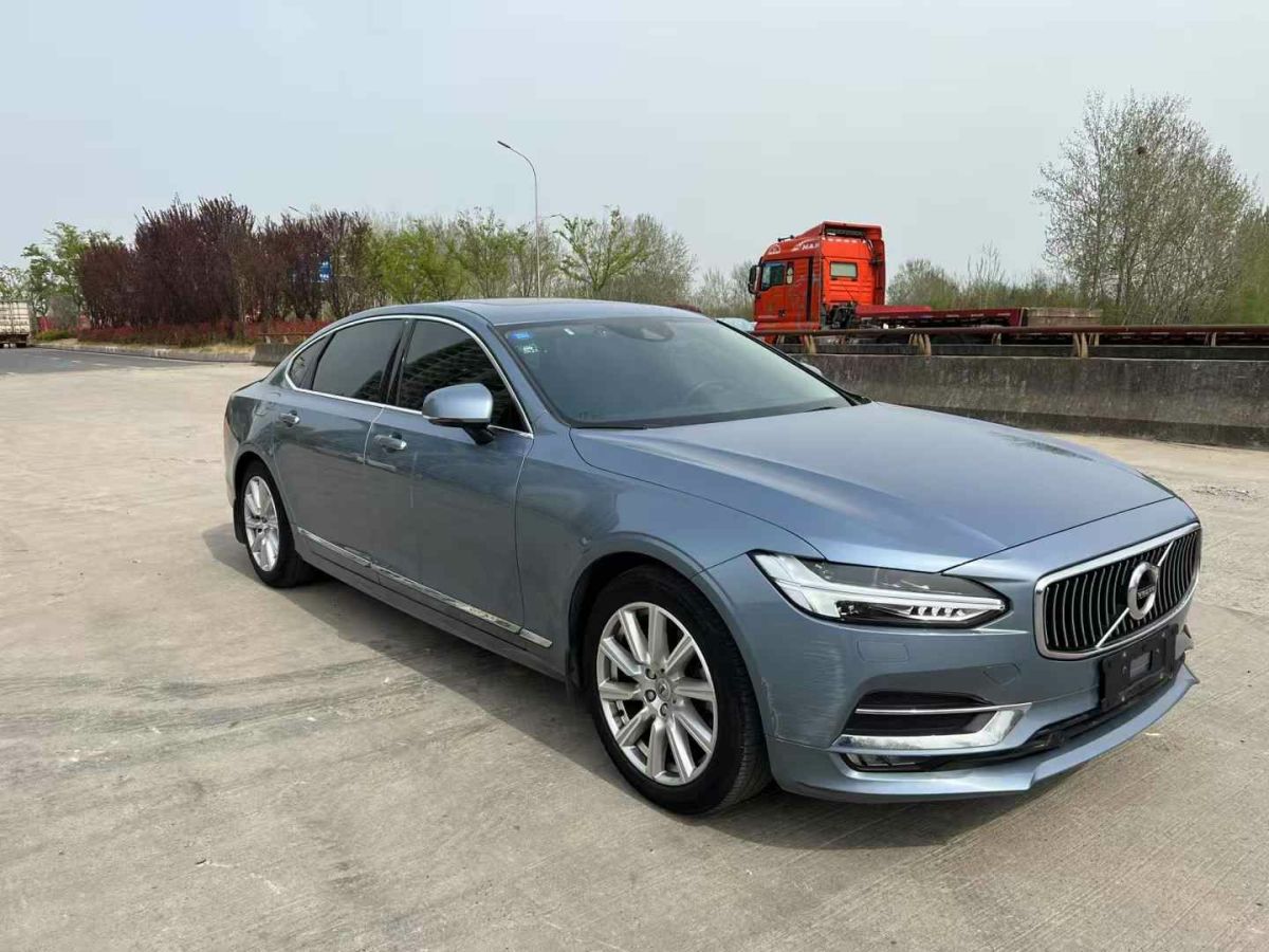 沃爾沃 S90  2019款 T4 智逸版圖片