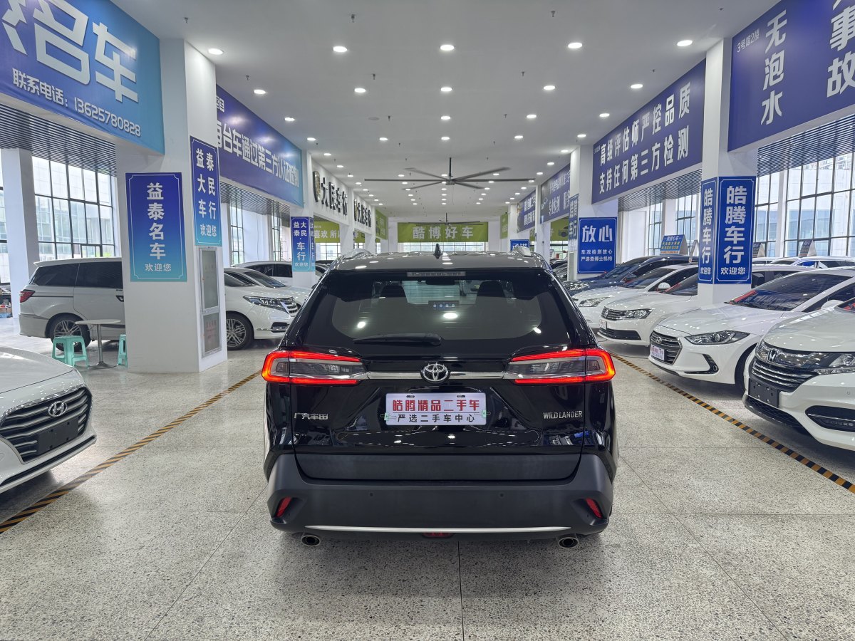 丰田 威兰达  2021款 2.0L CVT两驱豪华版图片