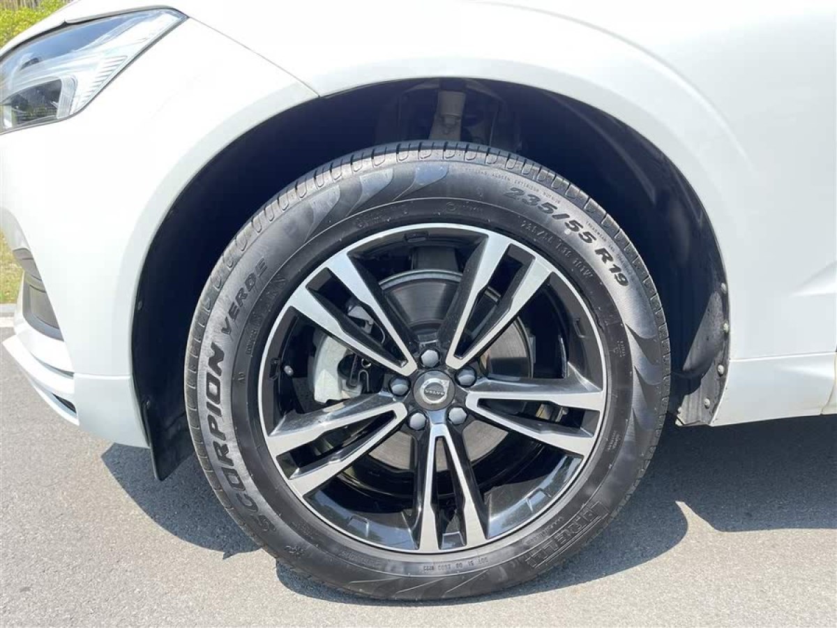 沃爾沃 XC60  2019款  T5 四驅(qū)智遠版 國VI圖片