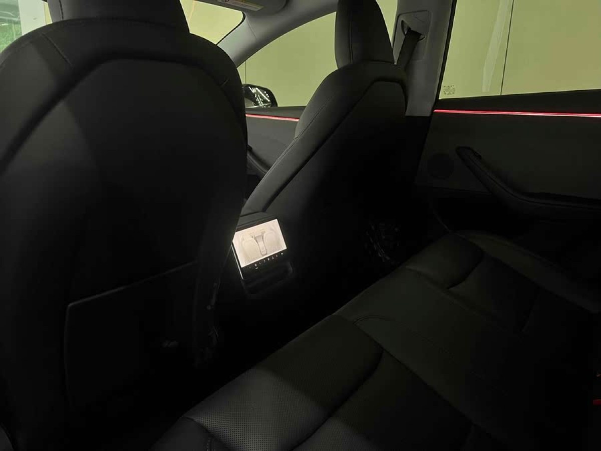 特斯拉 Model 3  2025款 后輪驅(qū)動版圖片