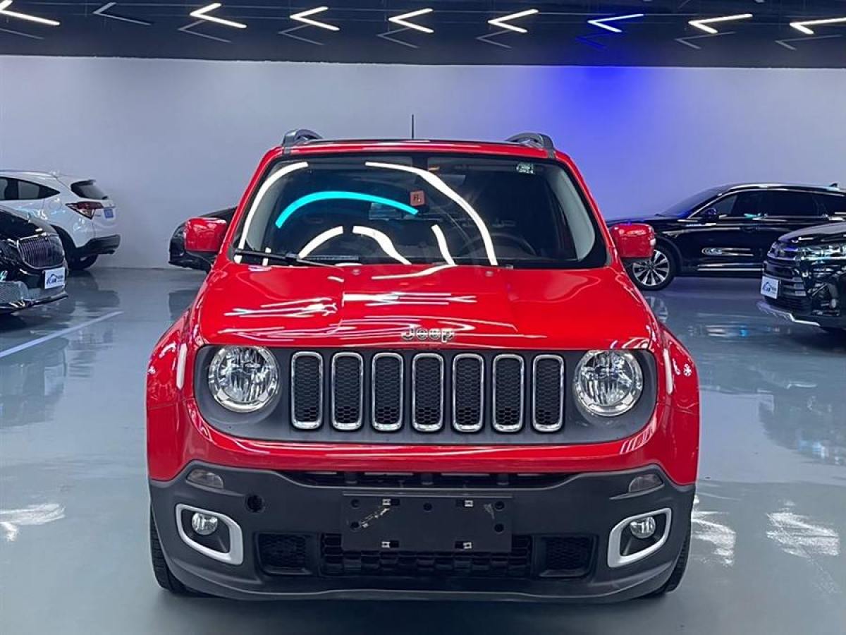 Jeep 自由俠  2018款 互聯(lián)大屏版 180T 自動高能版圖片