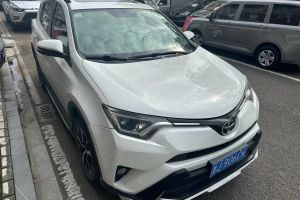 RAV4 丰田 