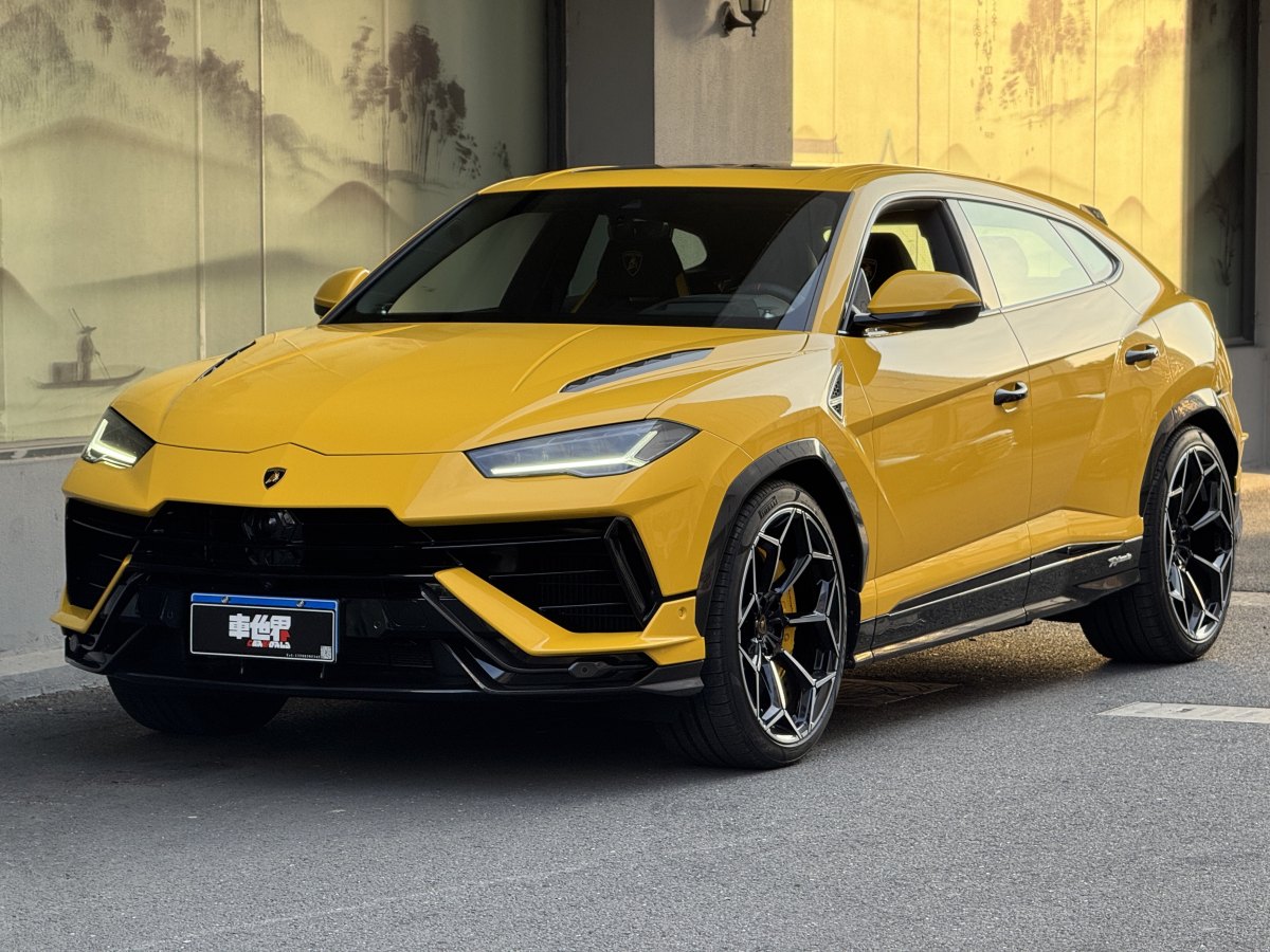 2023年3月蘭博基尼 Urus  2022款 4.0T V8 Performante