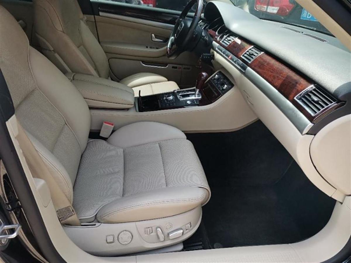 奧迪 奧迪A8  2009款 A8L 2.8 FSI 標準型圖片