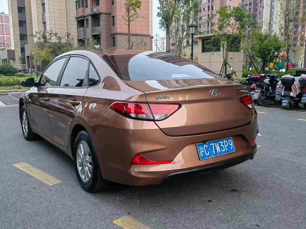 現(xiàn)代 悅動  2017款 1.6L 手動悅目版GL圖片