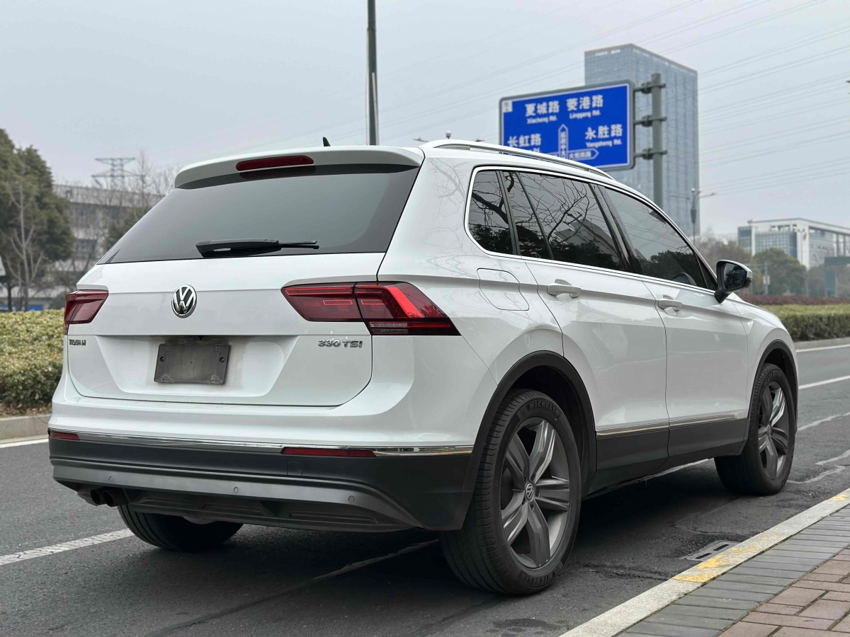 大眾 Tiguan  2017款 330TSI 四驅(qū)創(chuàng)睿型圖片