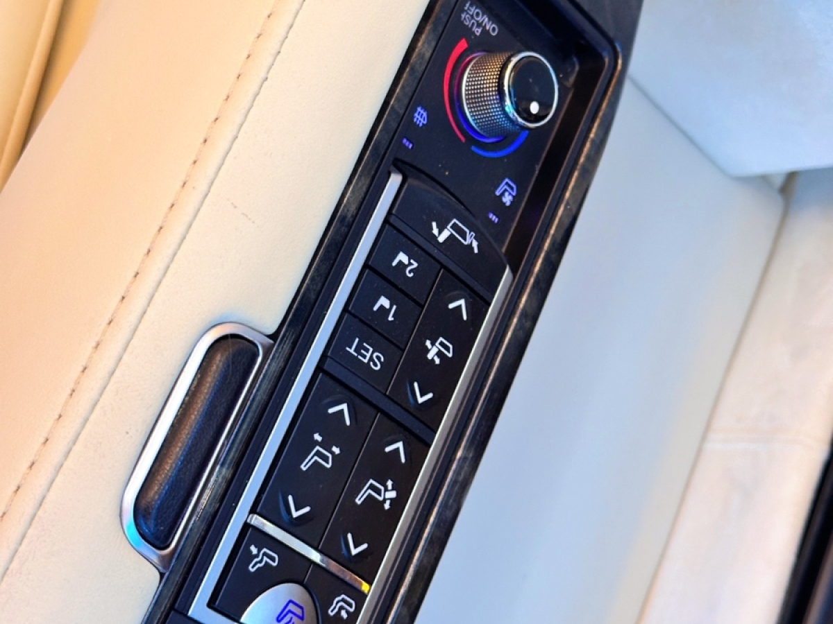 GMC SAVANA  2011款 6.0L 商務(wù)之星7座圖片