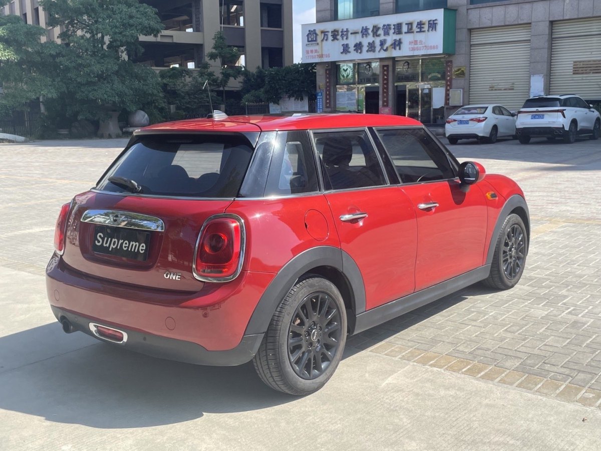 2017年8月MINI MINI  2021款 1.5T ONE 五門版