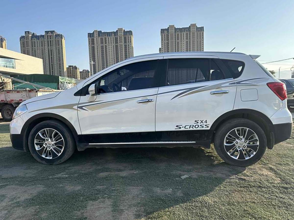 鈴木 鋒馭  2014款 1.6L CVT兩驅(qū)精英型圖片